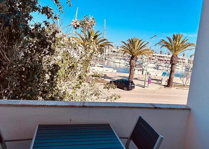 Marina View On Main Avenue Near Beaches 公寓 *