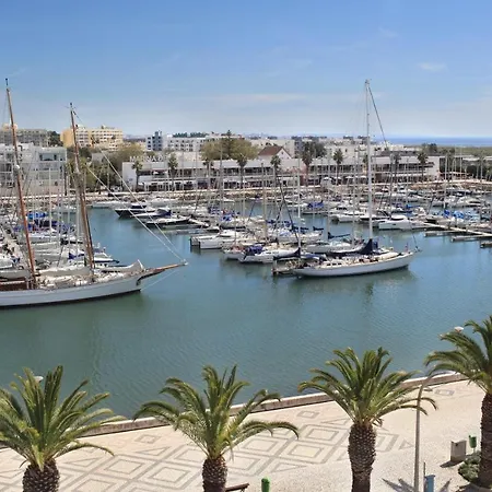 Marina View On Main Avenue Near Beaches Lejlighed