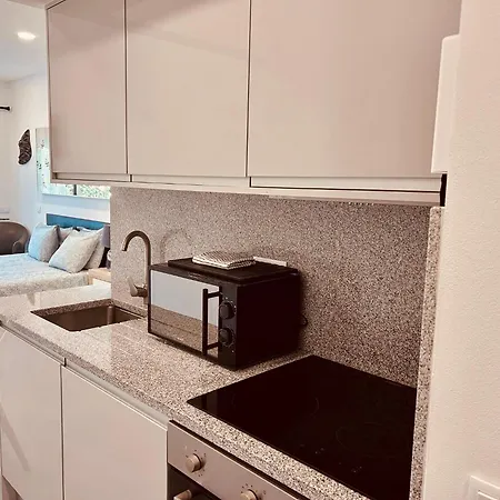 Marina View On Main Avenue Near Beaches *